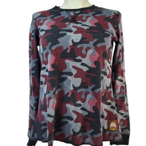 Cabela's Camo Long Sleeve Top